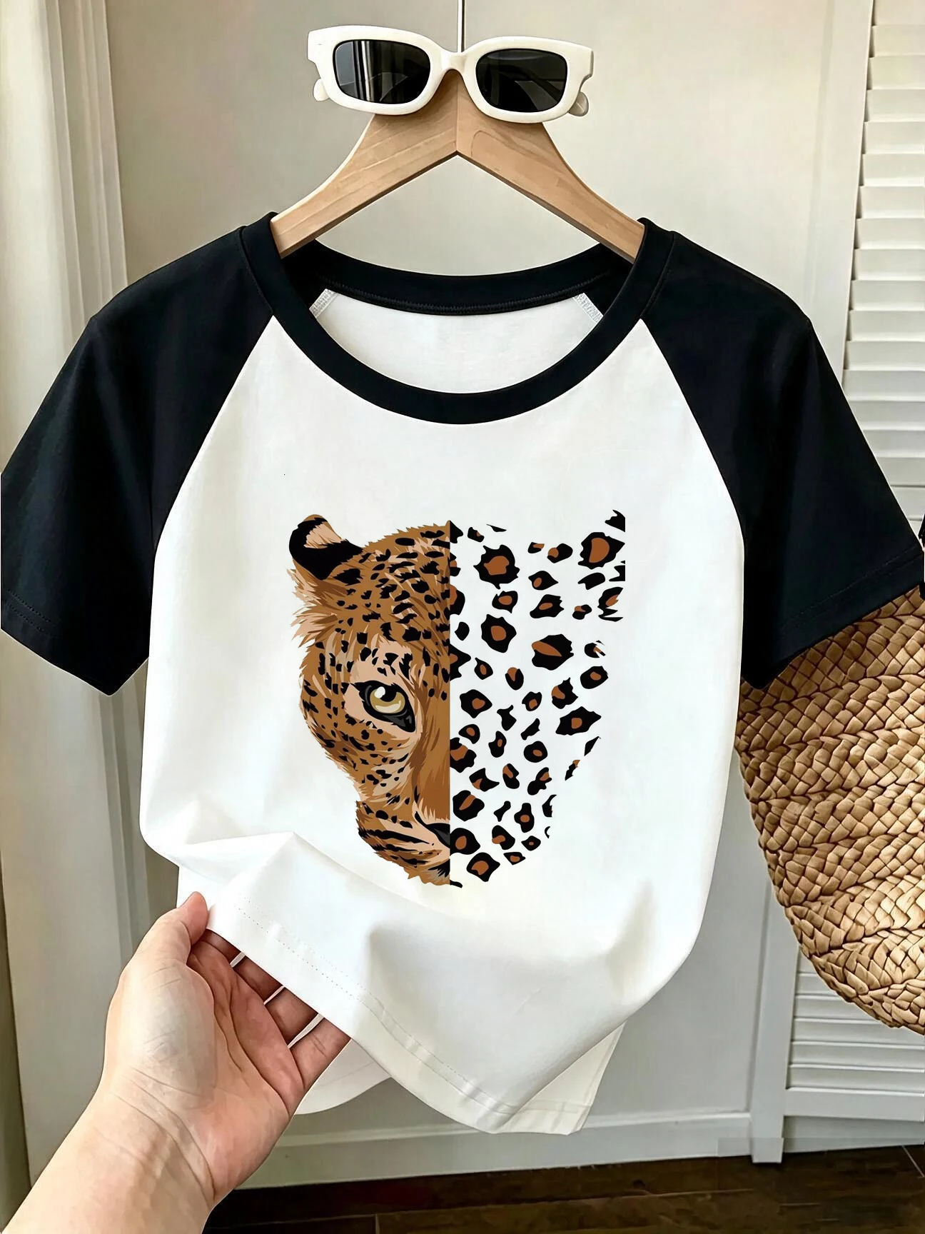 Leopard Head Print Vintage Style Tops with Leopard Design Raglan Short Sleeve T Shirt Women's Casual Graphic Y2k T-shirt Female