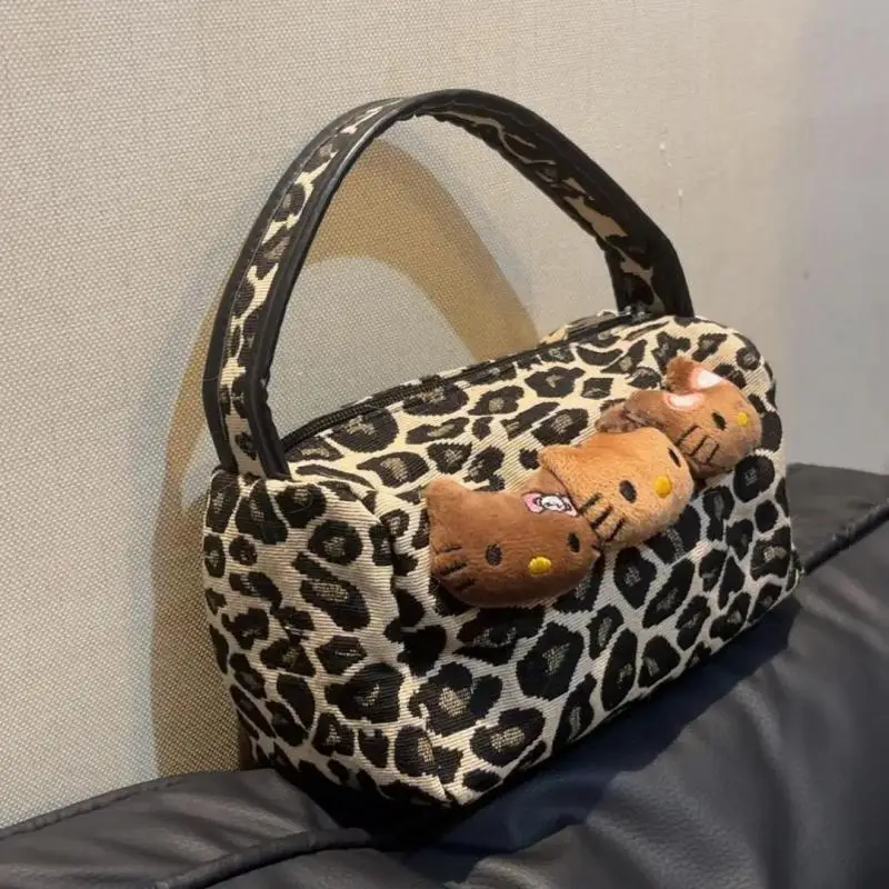 

Косметичка Sanrio Hello Kitty с героями мультфильмов для девочек, портативная портативная сумка для небольших смен, вместительная дорожная сумка для хранения, новинка