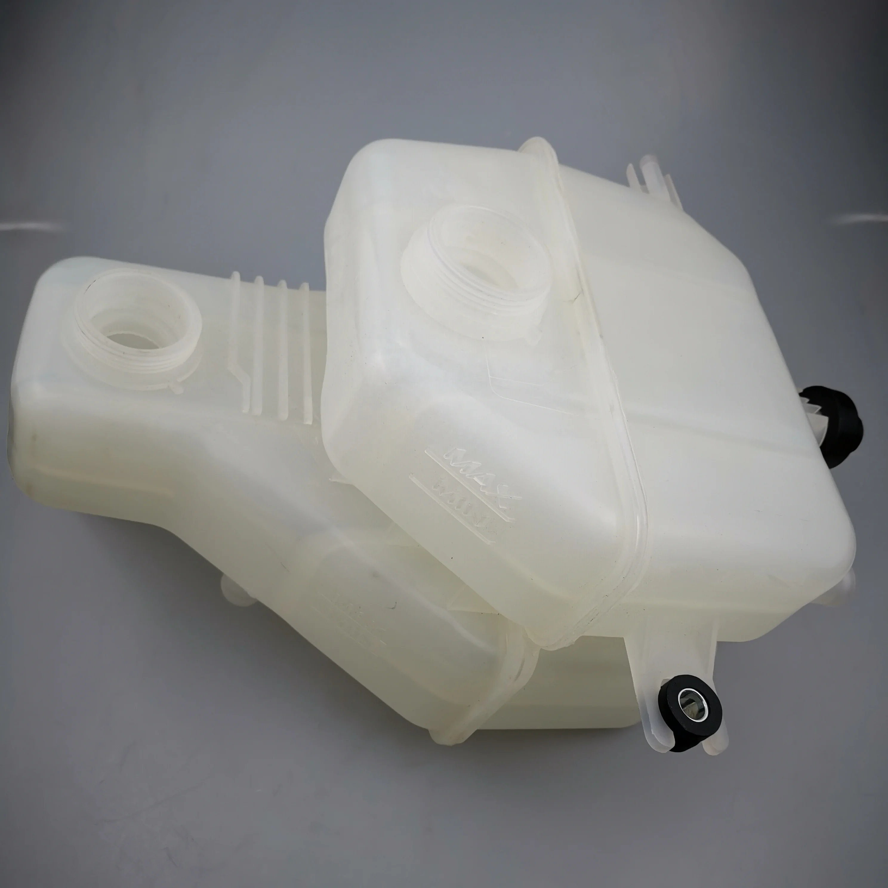 SAIC MAXUS V90 Original Expansion tank C00044727