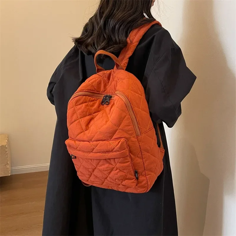 Simple and Fashionable Puff Grid Large-capacity Backpack Autumn and Winter Light Commute Casual Versatile Niche Backpack Women