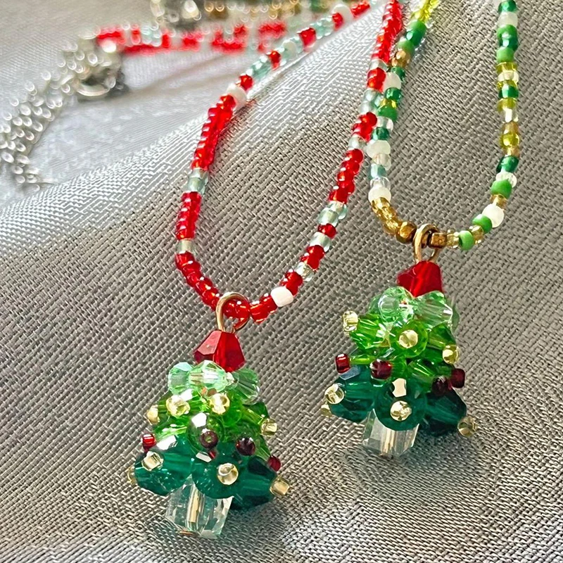 Christmas New Niche Ambiance Necklace Handmade Colorful Beaded Collarbone Chain Crystal Glass Christmas Tree Pendant image 3