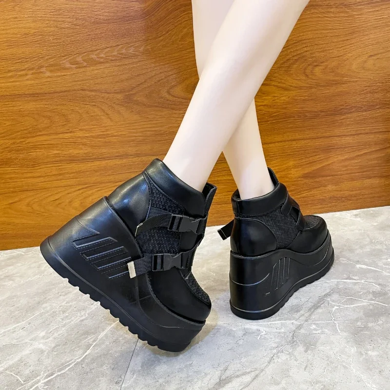 Side Zip Women Platform Shoes Black Gothic Buckle Pu Leather Woman Creeper Punk Boots Female Black High Heel Ankle Short Boots