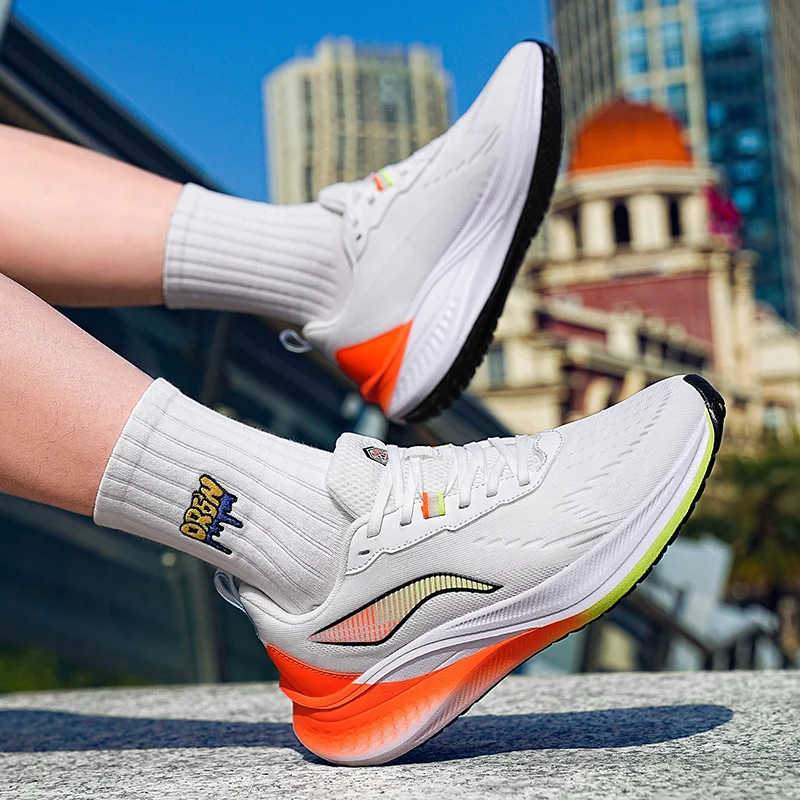 New sports shoes junior high school students deodorant anti-slip teenagers ultra-light shock-absorbing running shoes