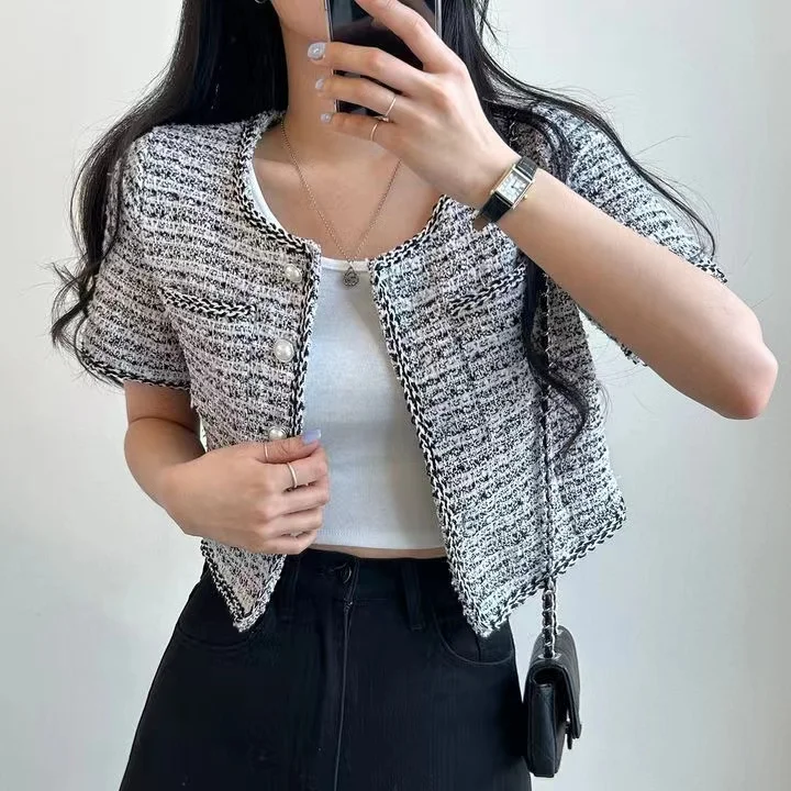 Chic Temperament All-match Small Fragrance Short Coat Female Design Niche 2024 Summer Puff Sleeve Sleeve Blouse Female Tops