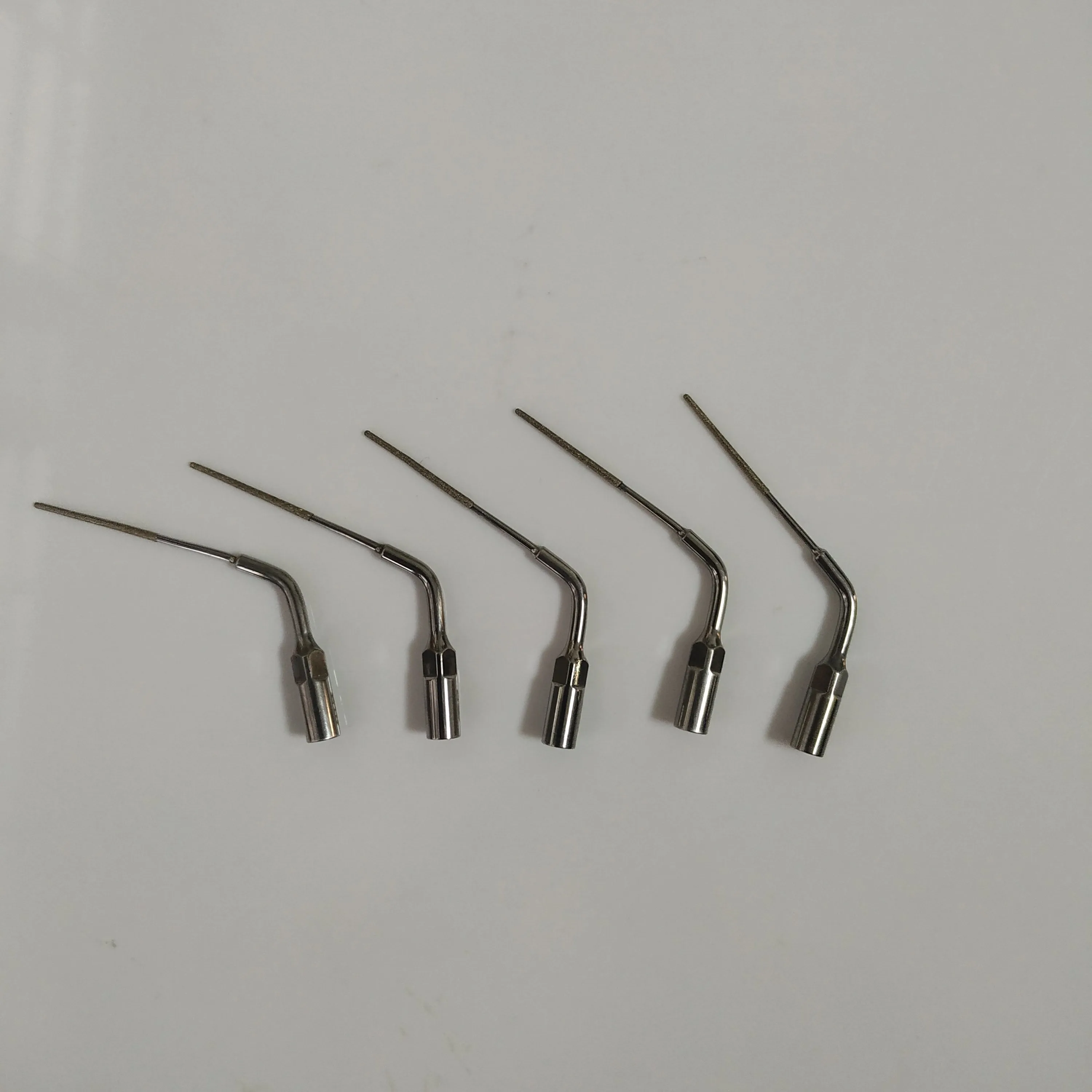 5 ชิ้น หัวขูดหินปูนอัลตราโซนิก - Dental Ultrasonic Scaler บทวิจารณ์และราคา