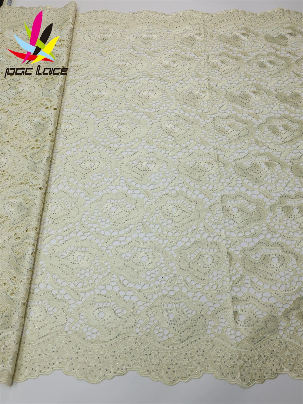 PGC White African Dry Lace Fabric 2024 High Quality Swiss Voile Lace Fabric 5 Yards Nigerian Lace Fabrics Party Dress  LY2561