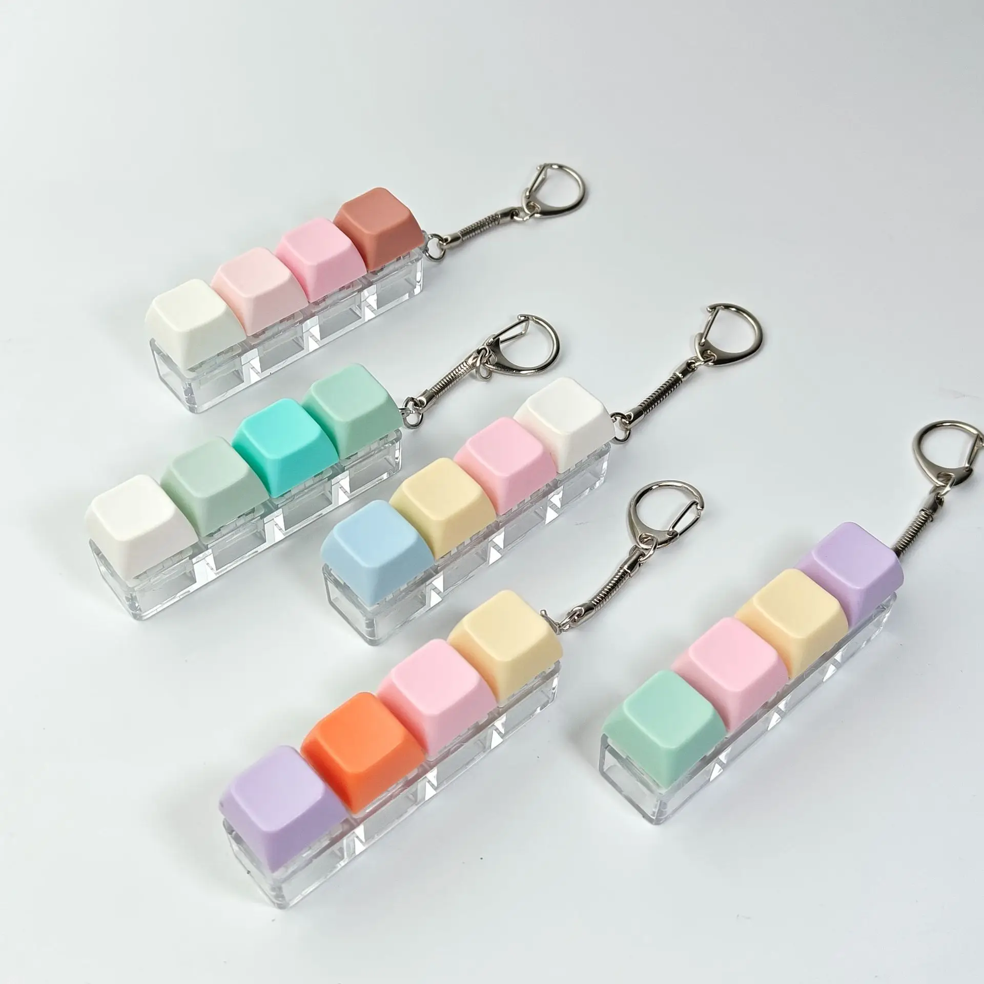 Portable Anti-Stress Light-Up Keyboard Key Fidget Toy 4/9 Button Finger Pinch Game Pressure Reducing Keychain for Stress Relief