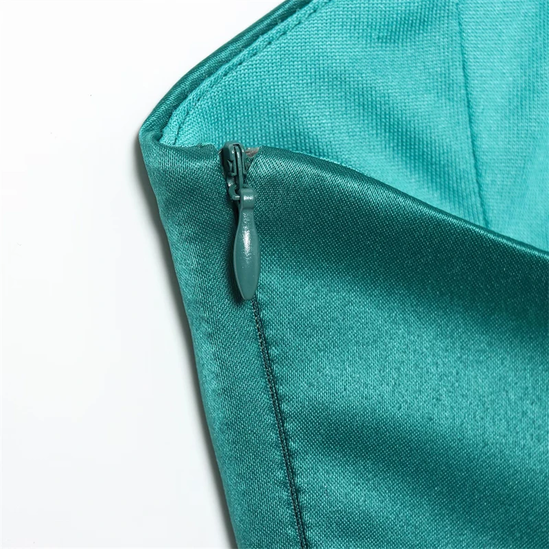 KEYANKETIAN 2026 ربيع جديد المرأة الظهر الصليب تعادل الأشرطة مزين حمالة مشد فستان قصير موضة مثير مائل الرقبة فساتين