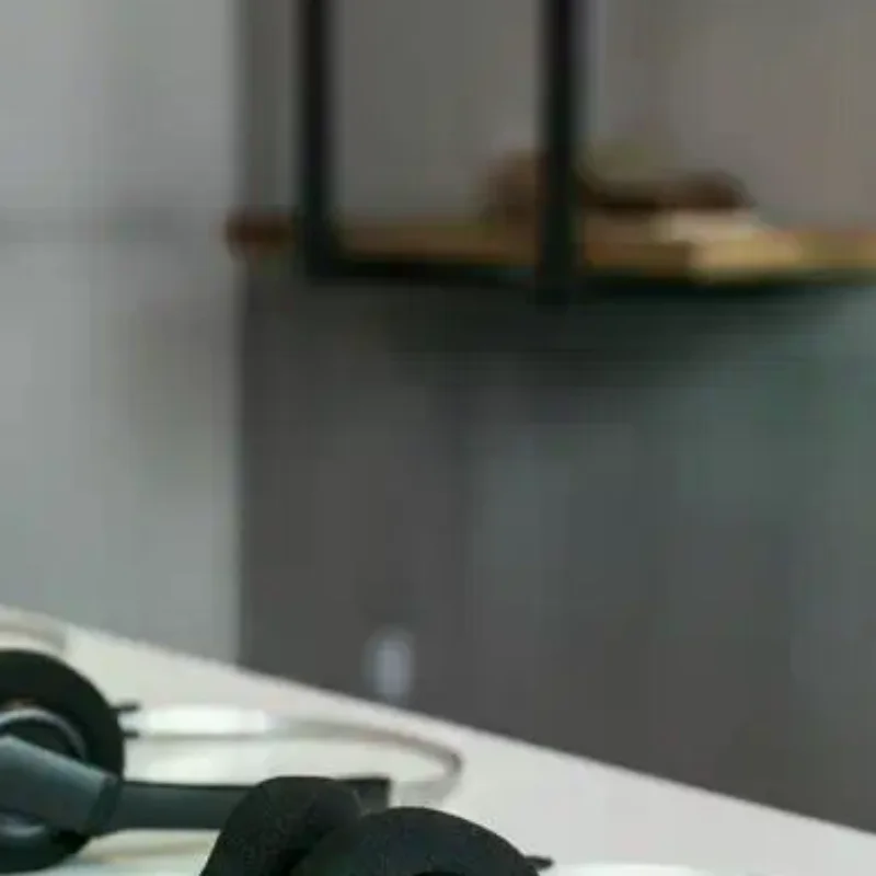 Japanese Retro Headphones Nostalgic Headsets HiFi MP3 Walkman Headphones Sports Photo Props Wired Earphone Personality