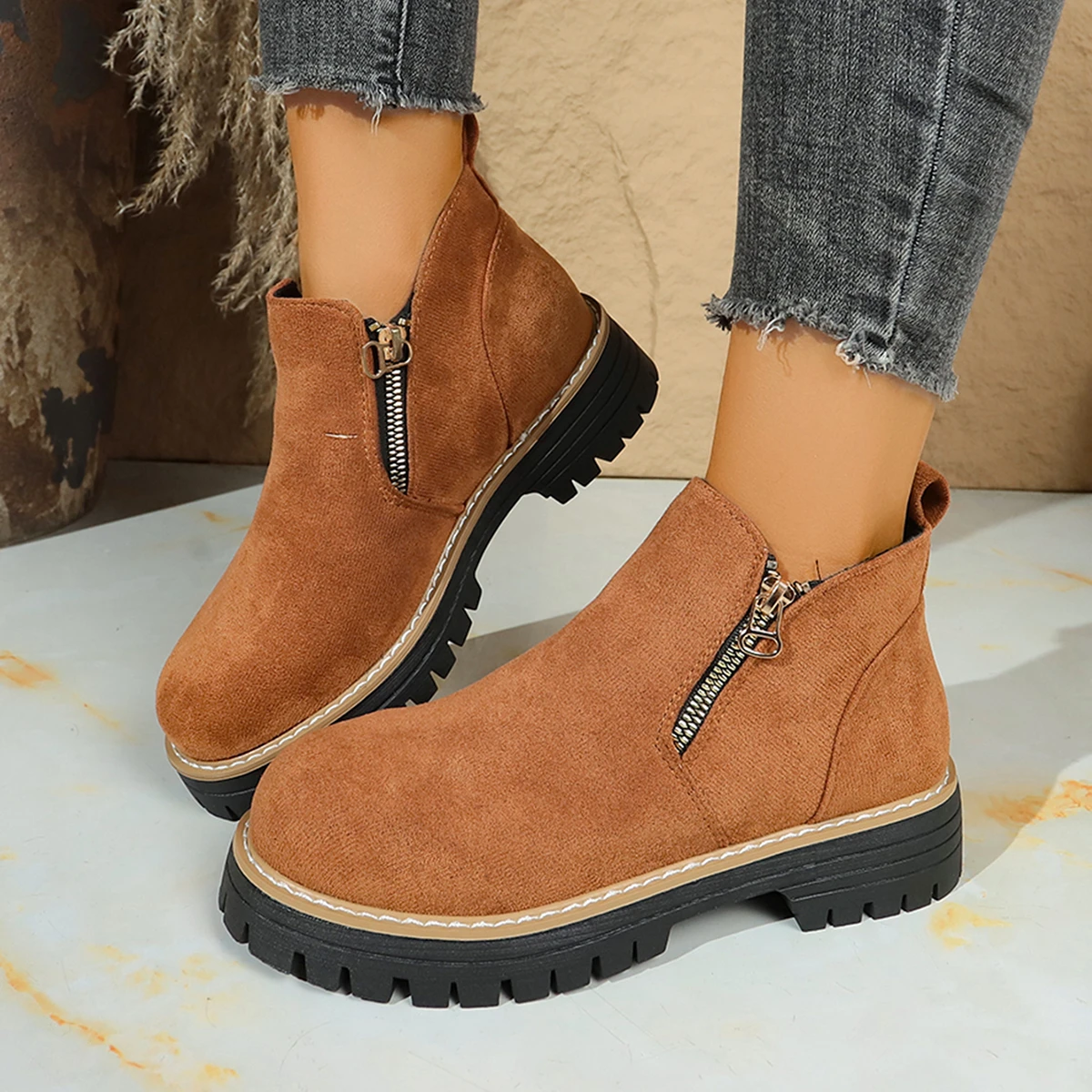 

2025 Women Slip on Comfort Platform Ankle Boots Thick Sole Non Slip Boots Casual Breathable Walking Shoes Woman Zapatos De Mujer