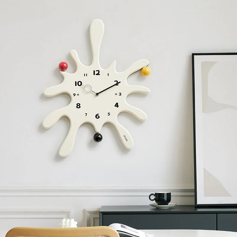 

Nordic Restaurant Wall Clocks Simple Fashion Cartoon Creative Large Silent Design Clock Wall Xenomorph Wanduhr Home Decoration