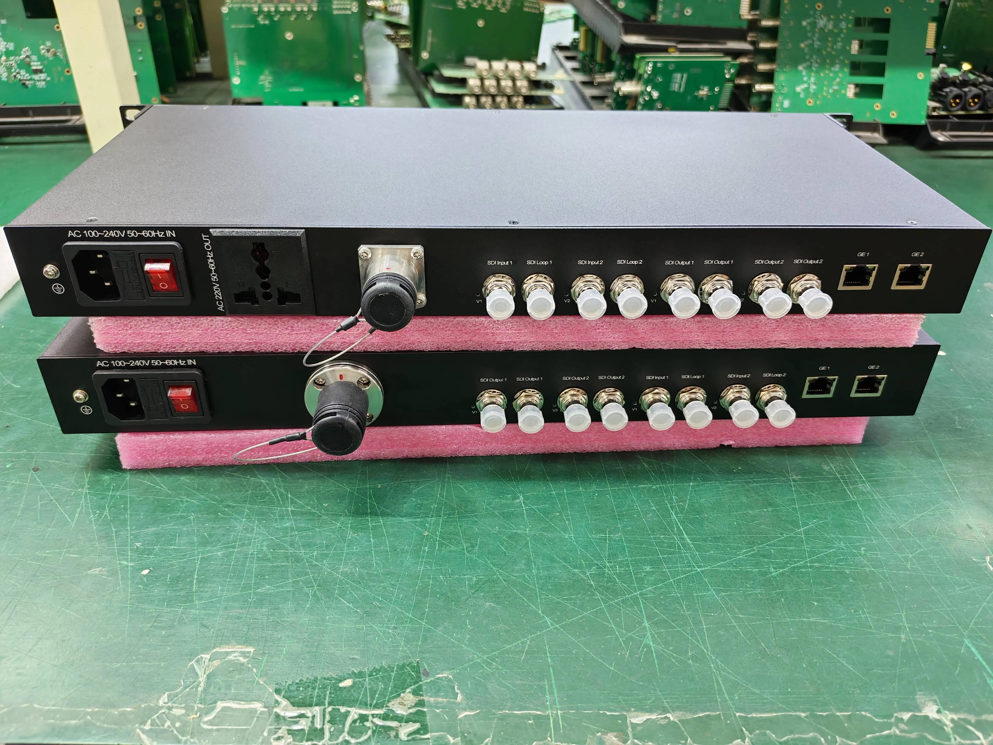 19' 2x Bidirectional 12G 4K SDI Video With 1000M Network Fiber Transmission System