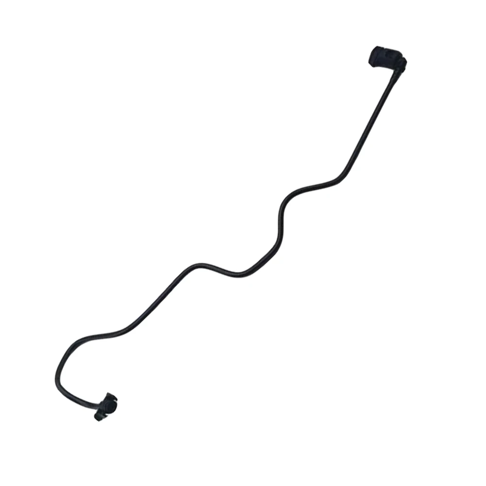 

Water Tank Hose Coolant Breather Pipe for Volvo For S60 2011 to 2016 For V70 2008 to 2015 XC70 XC60 Plastic Direct Replacement