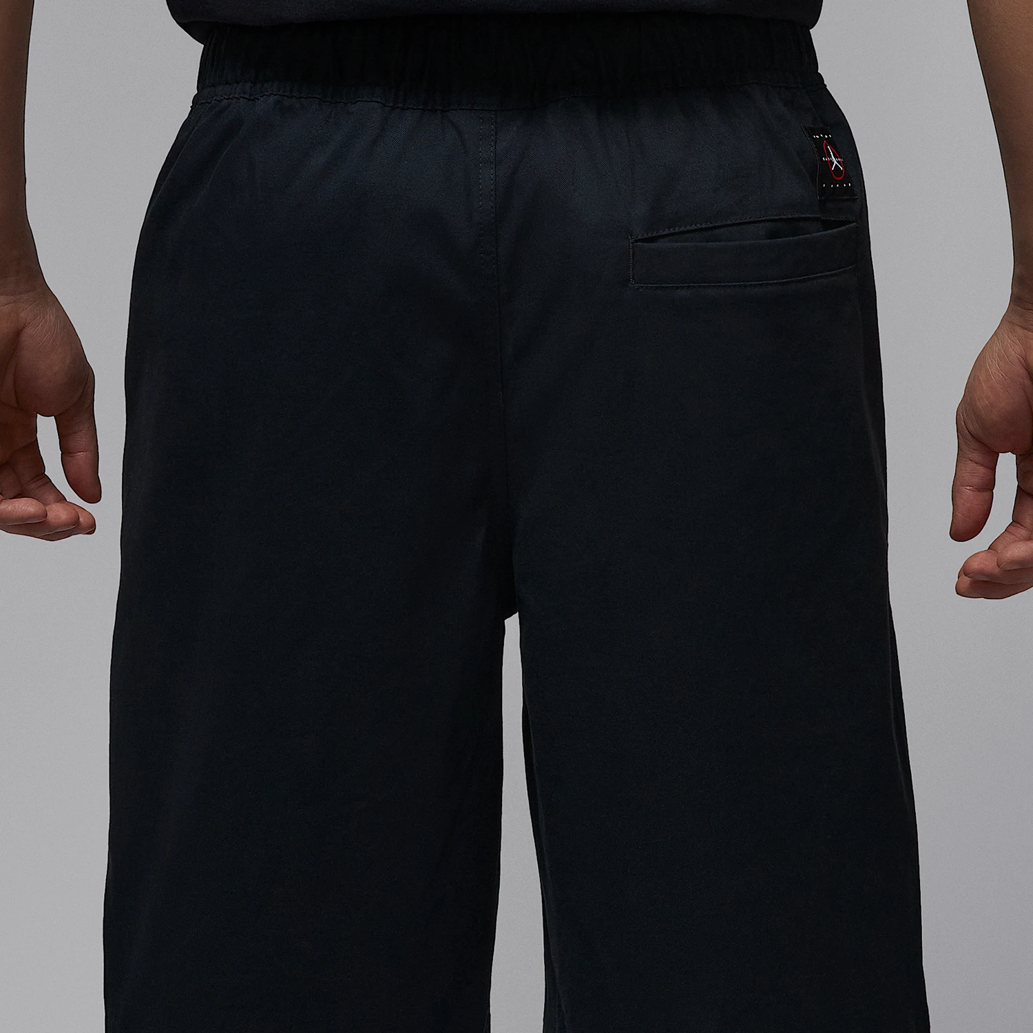 شورت Nike الأصلي JORDAN للرجال رياضي منسوج فضفاض يسمح بمرور الهواء HF9336-010