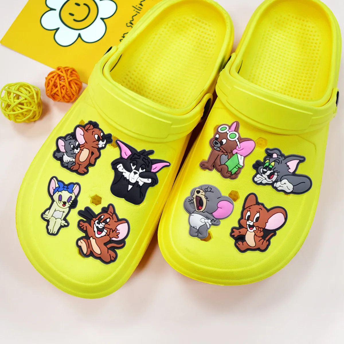 19pcs Set New Popular Funny Pose Tom And Jerry PVC Shoe Charms Easy To Use Removable Decor For Clogs Great Cartoon Fan Gift