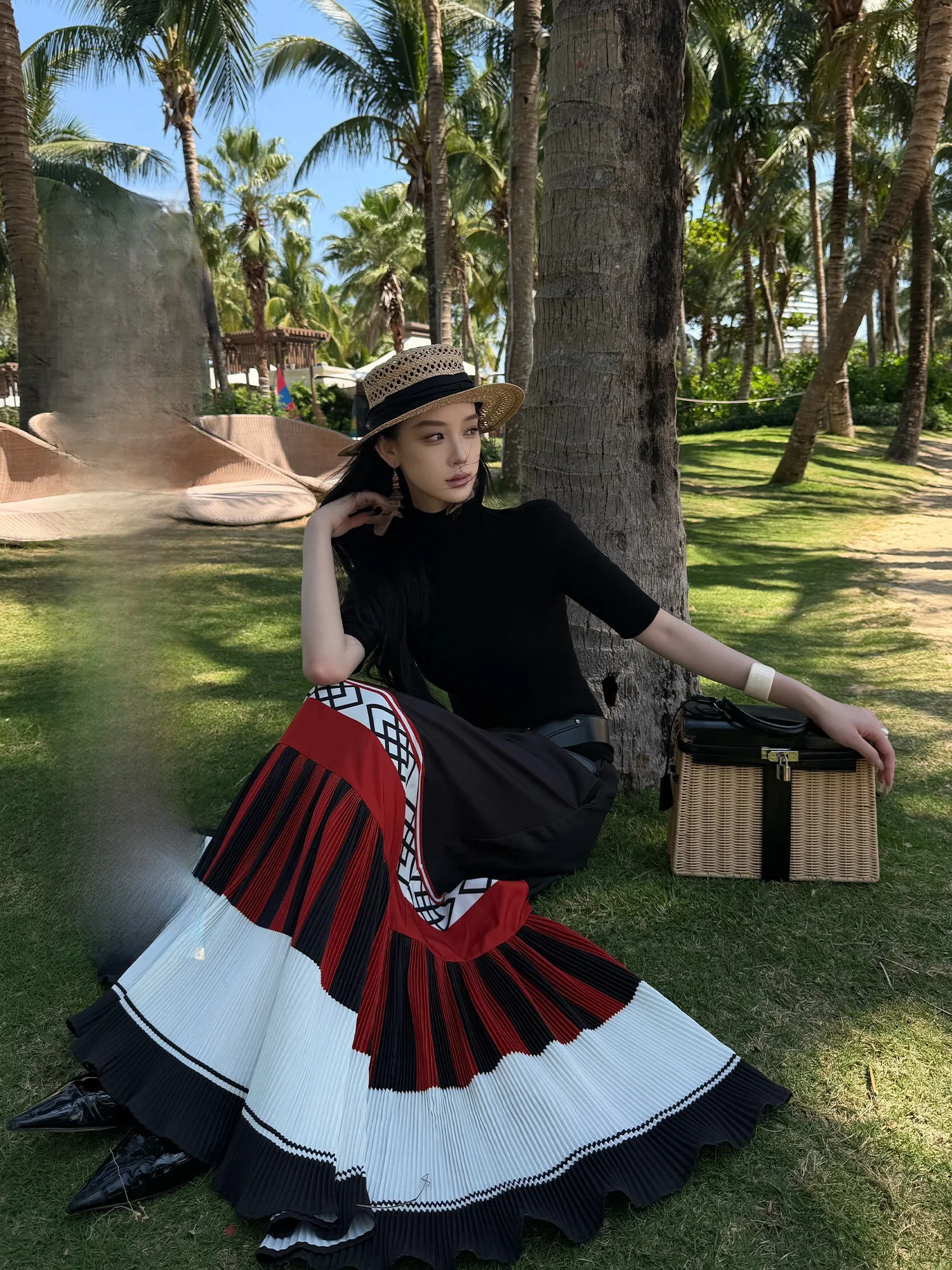 

Весна 2026: Новая модная женская юбка миди с плиссировкой, прямого кроя, А-силуэта, удлиненная, с цветовыми блоками, для стройности