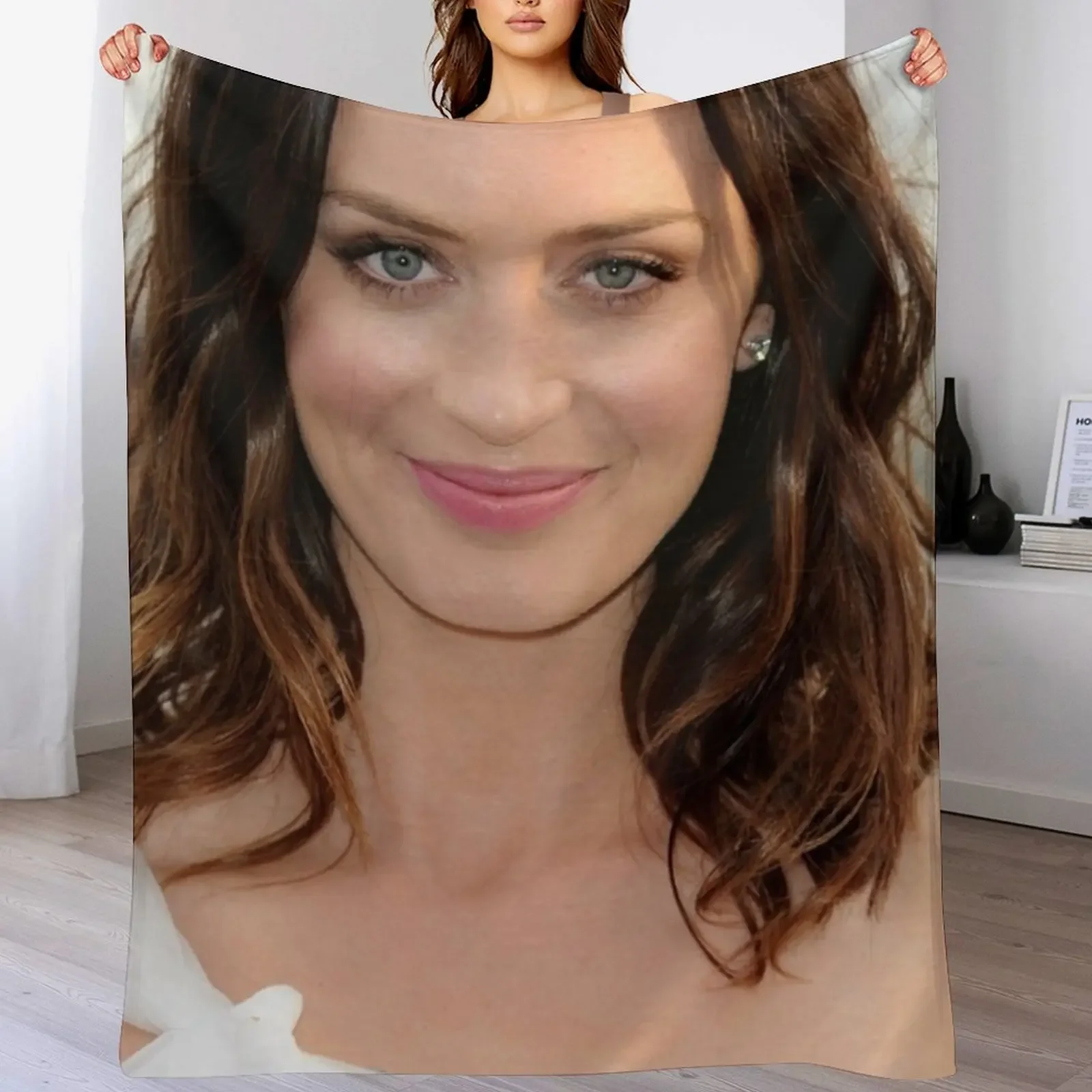 

Emily Blunt Throw Blanket Tourist Extra Large Throw Sofa Throw warm winter Blankets