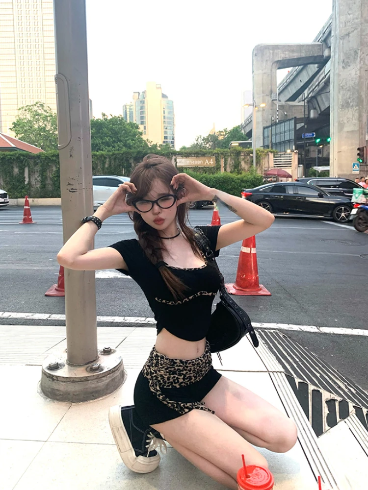 Vintage Sexy Bodycon 2 Piece Pant Sets 2024 Summer Y2k Print Crop Tops + Casual Streetwear Hot Leopard Shorts Korean Fashion