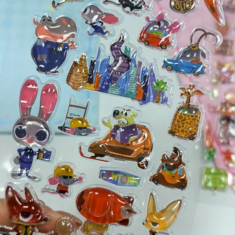 Anime Zootopia Disney serie lindo dibujo animado Judy Nick 3D pegatina en relieve decoración Kawaii funda de teléfono portátil pegatina de juguete