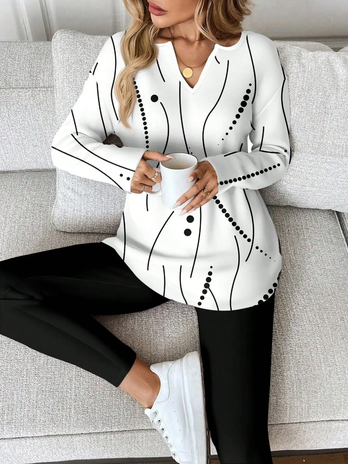Women's 2-Piece Long Sleeve Top & Leggings Set with Abstract Line Print