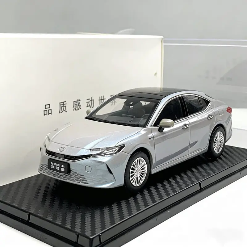 

Масштабная модель автомобиля Toyota Camry LE XSE Coupe 1:30, литая из металла, высокодетализированная, коллекционная, подарок для детей, украшение