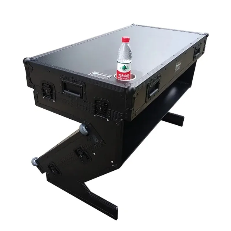 

Custom Z Style Table Flight Case with Beer Cup