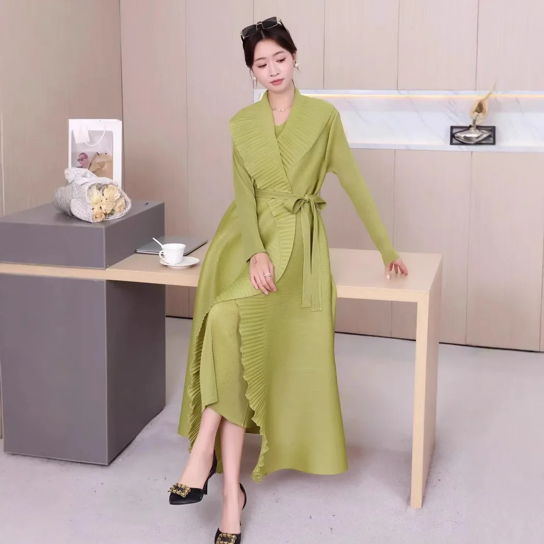 Pleats Fold Lotus Leaf Edge Dress Set Pure Color Vest Long Skirt + Long Cloak Coat Two Sets of Commuting Fashion Women Clothing