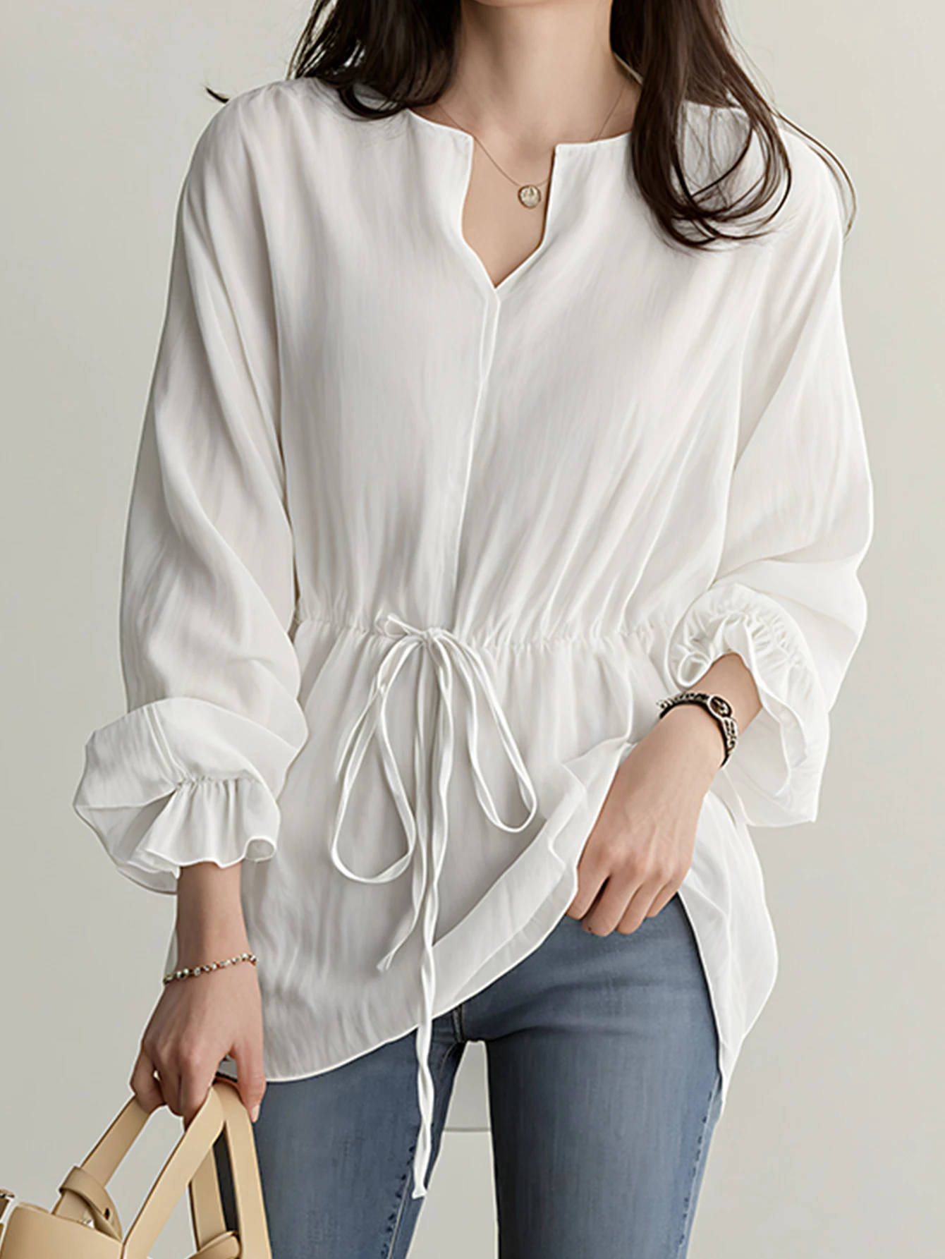 

Осенняя женская элегантная однотонная рубашка K-Fashion на шнуровке с длинным рукавом и разрезом на шее, повседневный топ