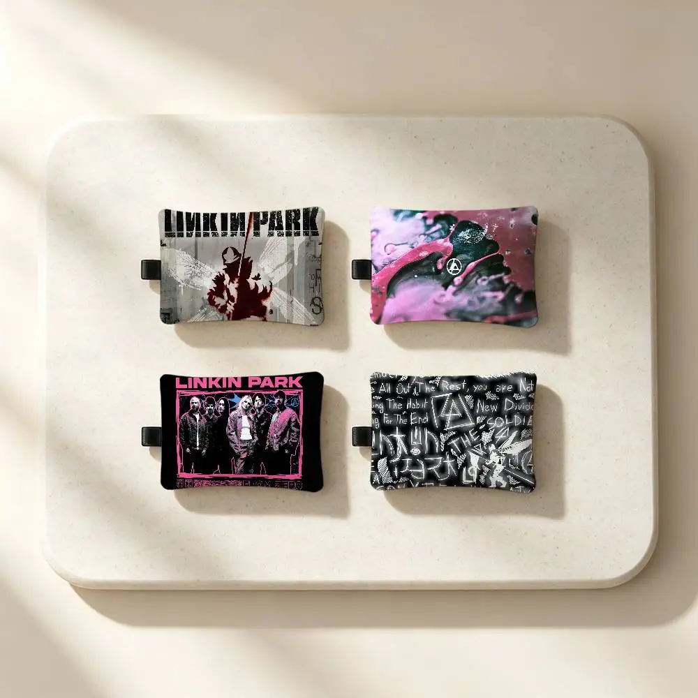 L-Linkin P-Park Rock Band Mini Hanging Oxford Cloth Coin Bag Durable Zipper Key Card Pouch With Carabiner