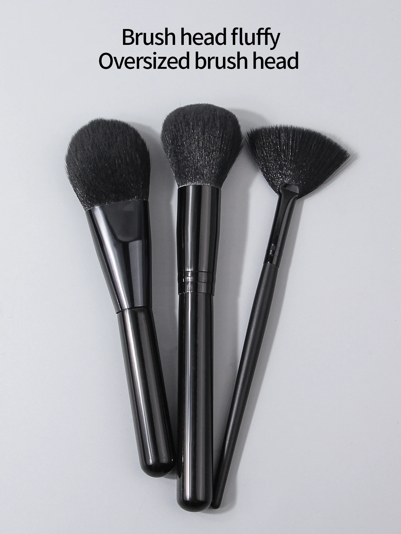 Pennello per fard morbido tutto nero da 3 pezzi, pennello per cipria, pennello a forma di ventaglio, pennello per trucco viso multifunzionale, strumento di bellezza