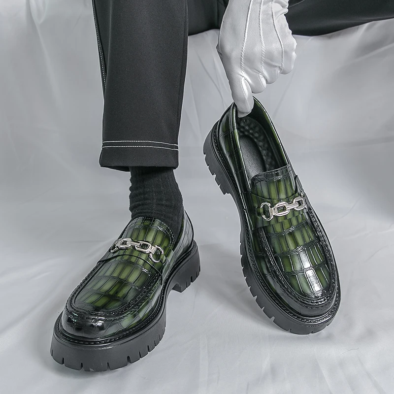 Classic Green Crocodile Leather Comfortable Thick Soled Derby Shoes for Spring New Men Foot Covers Business Casual Leather Shoes