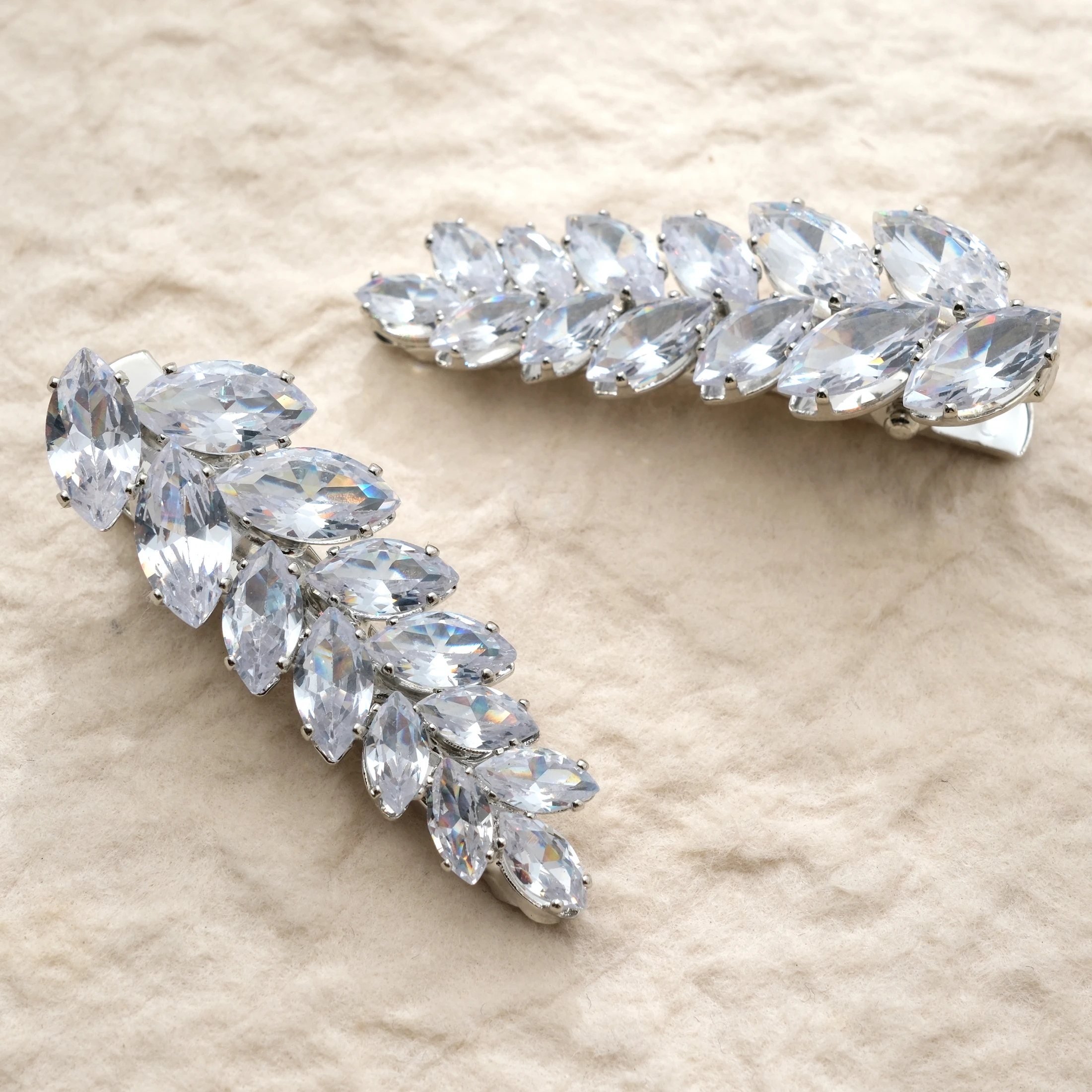 2Pcs/Set Shiny Zircon Wheat Ear Hair Clips for Women Elegant Marquise Cubic Zirconia Side Pins Bridal Wedding Hair Accessories