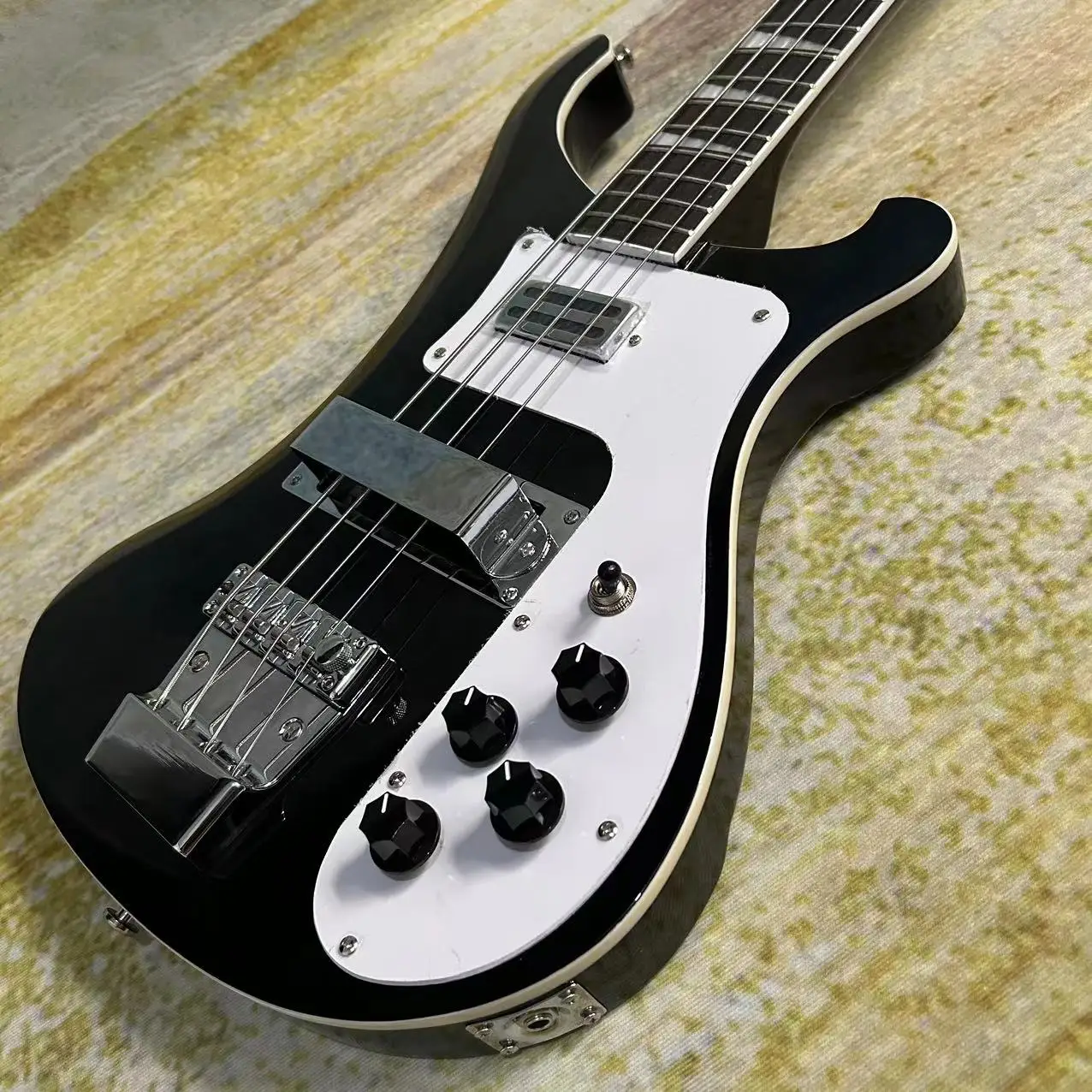Bass Guitars Rickenback Black Color 844 mm Scale Length 4003 Version