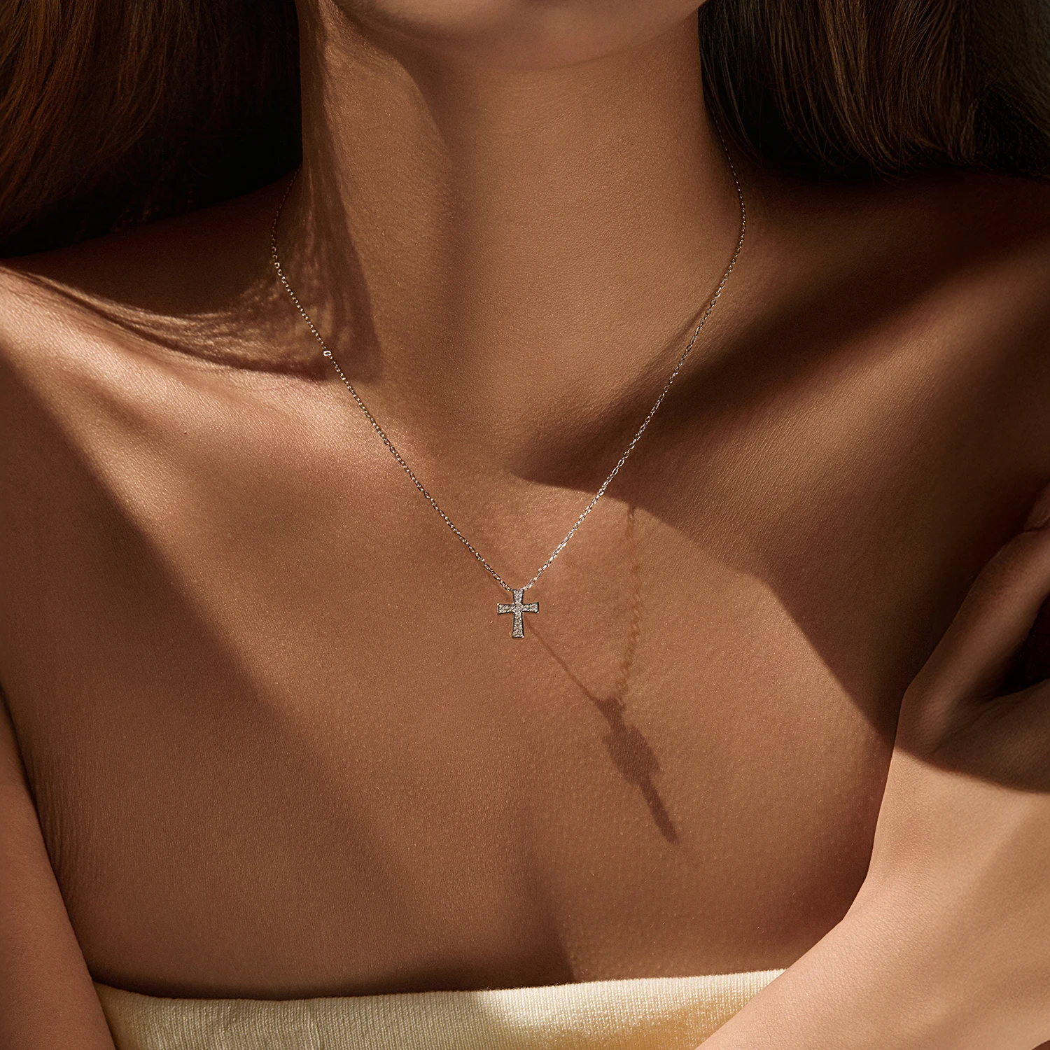 MODIAN 925 Sterling Silver Sparkling Moissanite Simple Cross Pendant Necklace For Women Fine Jewelry Accessories