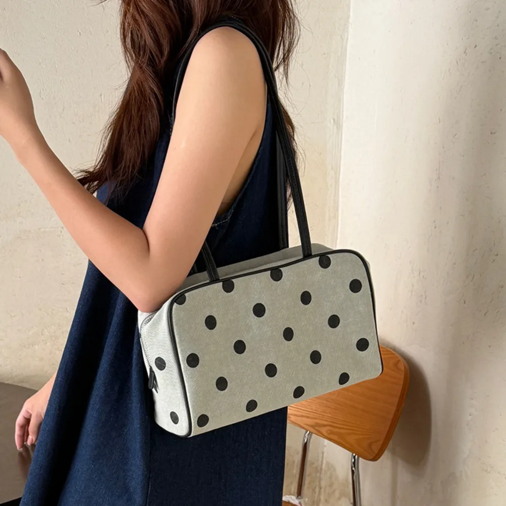 Bowling Bag 2026 New Retro Casual Niche Canvas Polka Dot Texture Unique Fashion Simple Casual Daily Shoulder Pillow Versatile