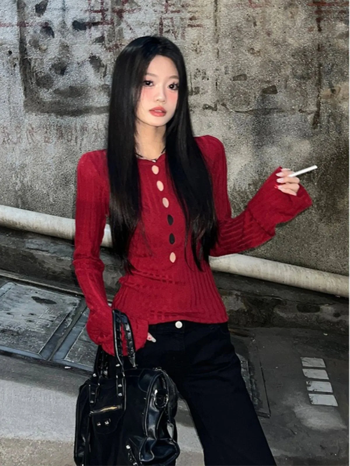 

Sexy Red Knitted Sweater Women's Early Spring Hollow out Hole Tight Fit Base Shirt Female Pure Desire Design Sense
