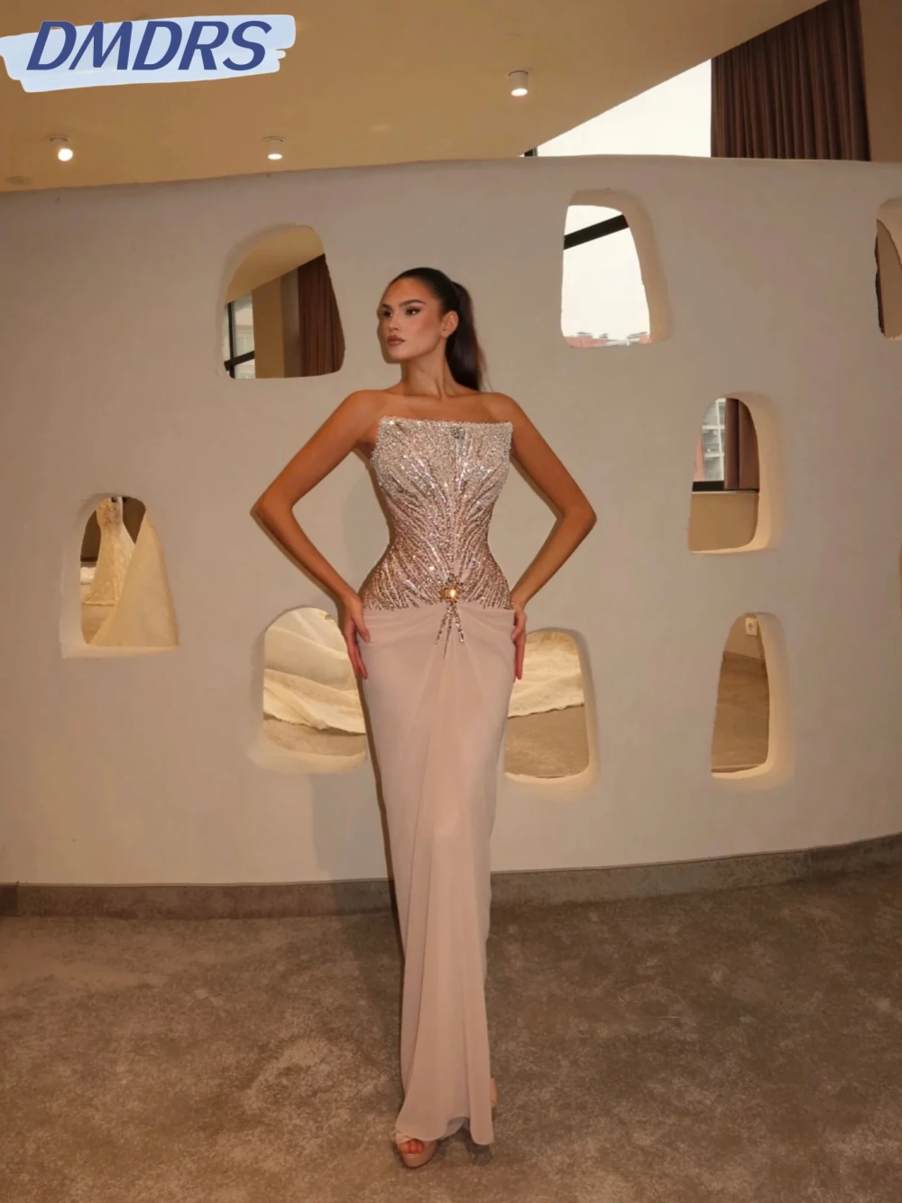 

Stunning Luxury Beaded Evening Dress Elegant Straight Long Prom Dresses Customized Strapless Sleeveless Wedding Party Gown