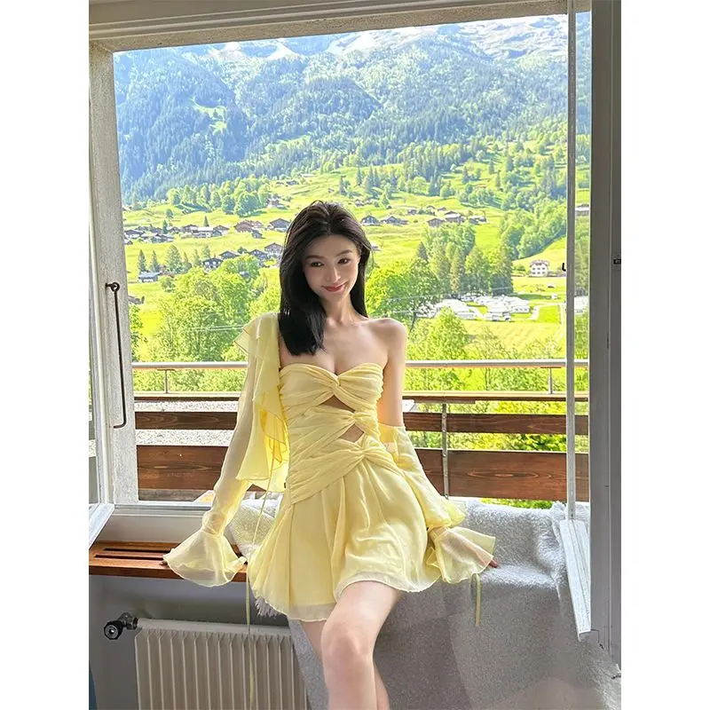 

Two Piece Sets Womens Outifits Summer New High-end Designed Sweet Hot Girl Style Niche Hollow Dress + Thin Perspective Cardigan