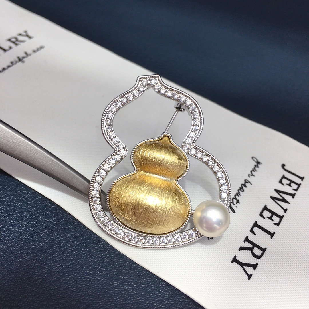 ZHBORUINI  Natural Freshwater Pearl Brooch Chinese Style Double Gourd Inlaid Zircon Design Fashionable Jewelry Accessory