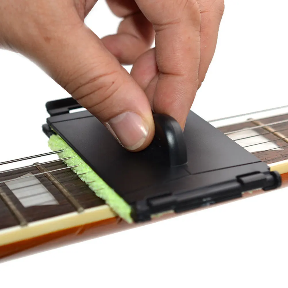 

String Instrument Cleaner Professional Grade Guitar Bass Ukulele Cleaning Scrubber Easy to Use Portable Music Tool for String