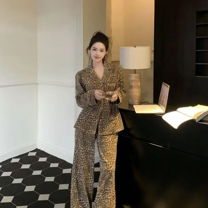 

Women's Clothing New Leopard Print Pajamas Thin Version Leisure Loose Retro Long Sleeves Pants Fashion Comfortable Homewear Set