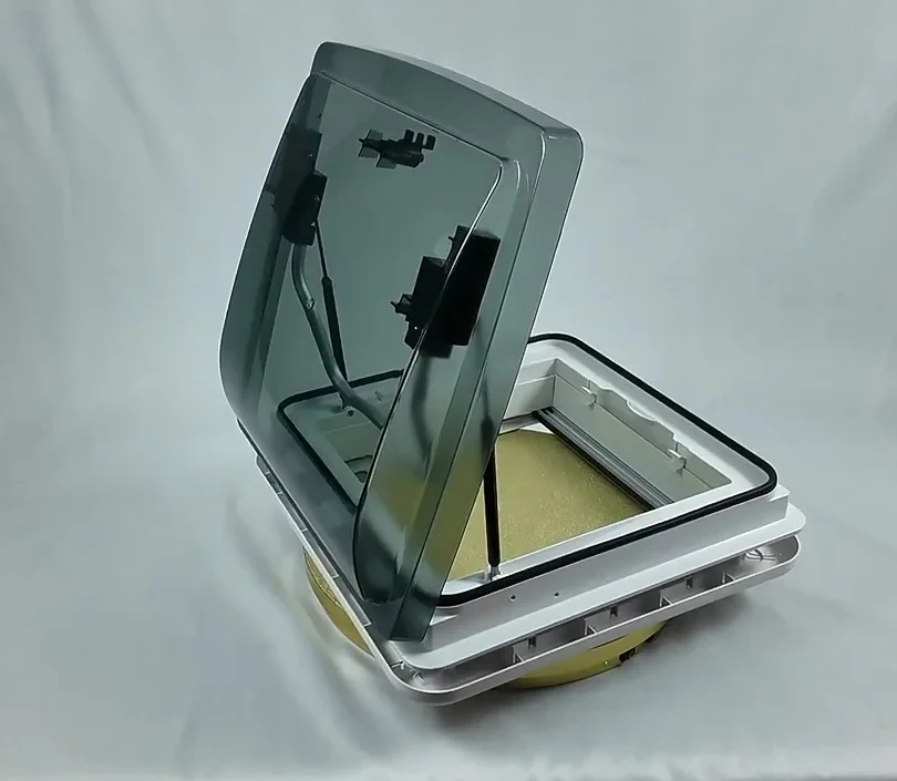 Caravan RV Camper roof vent and skylight size 400x400mm