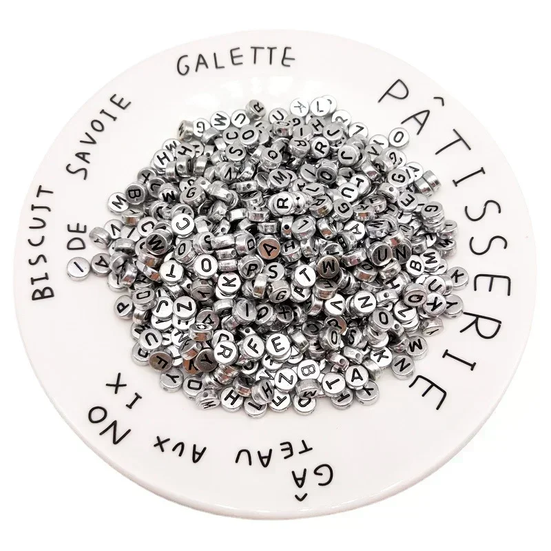 100-500PCS Acryl Farbe A-Z Buchstabe Silber Perlen Runde Flache Alphabet Lose Spacer Perlen für Schmuck Machen Diy handgemachte Armband