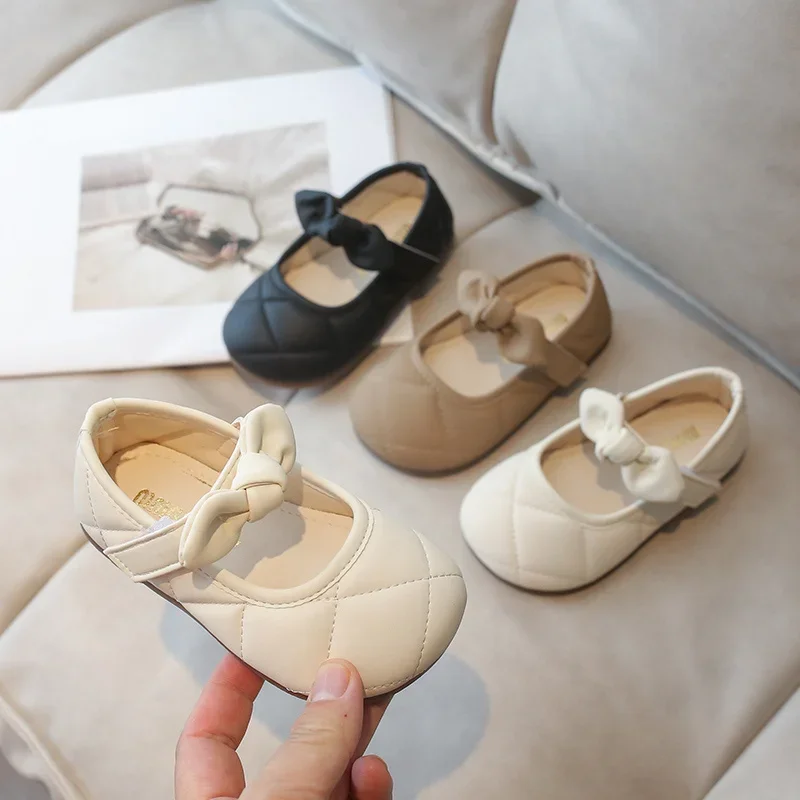 

Spring/Summer Fashion New Princess Casual Kids Bow Soft Flat Round Toe Light Comfort Sandals Students Sandalias De Mujer 2025