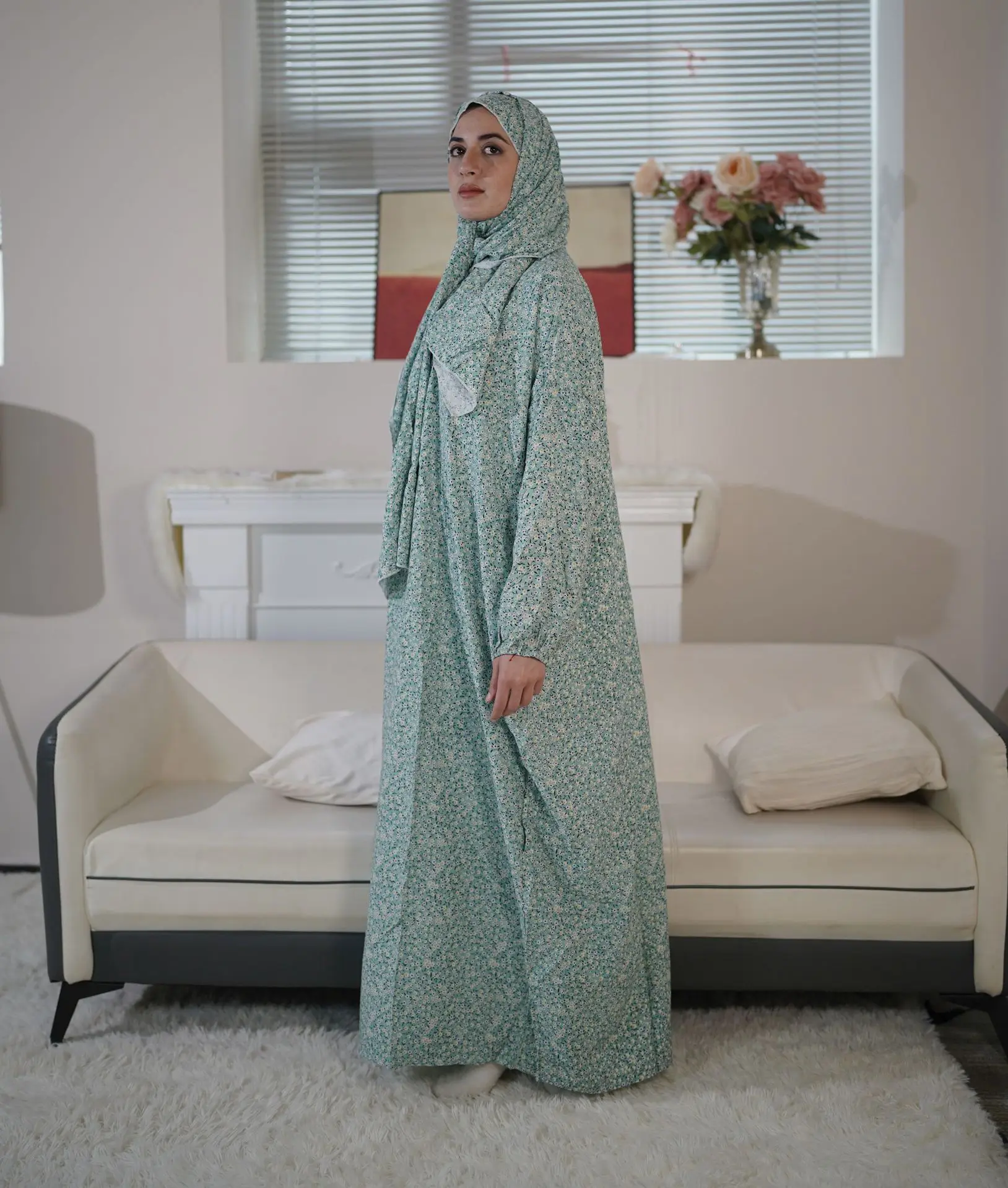 عباية إسلامية عصرية للسيدات فستان ترفيهي مع وشاح مقاس كبير يطبع فسكوزي داشيكي للبالغين على الطراز العرقي للإناث