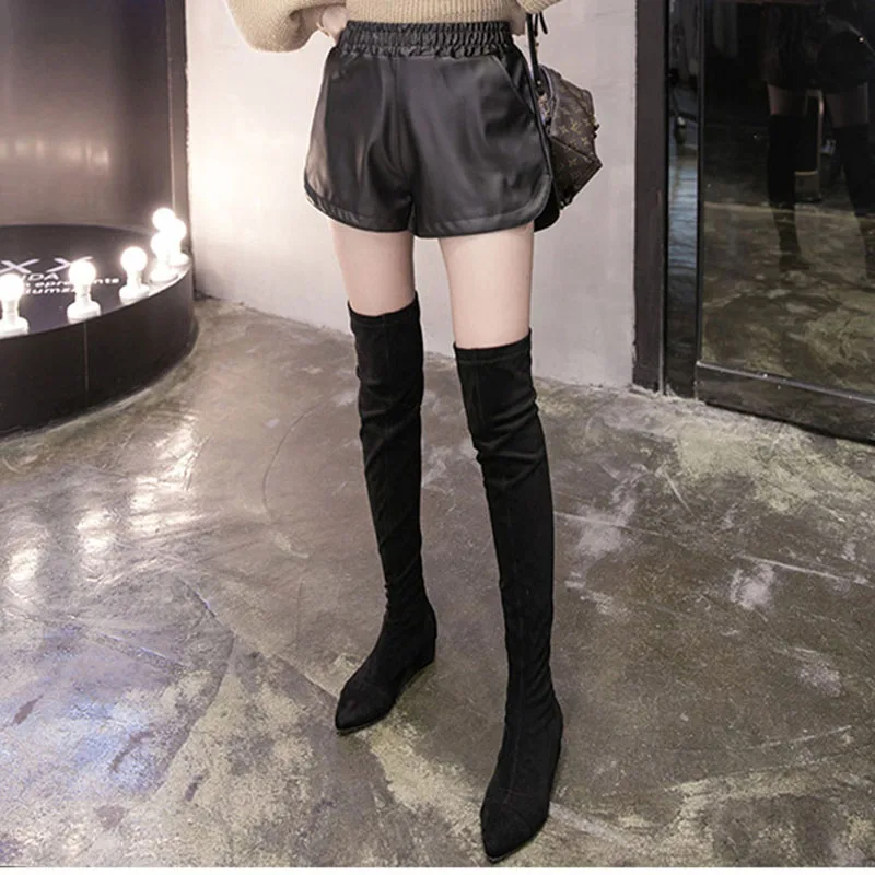 1 قطعة جديد إمرأة أربعة مواسم مثير تمتد فضفاض أسود فو الجلود السراويل الإناث السراويل غير رسمية جلدية سيدة عالية الخصر قصيرة بانت #5