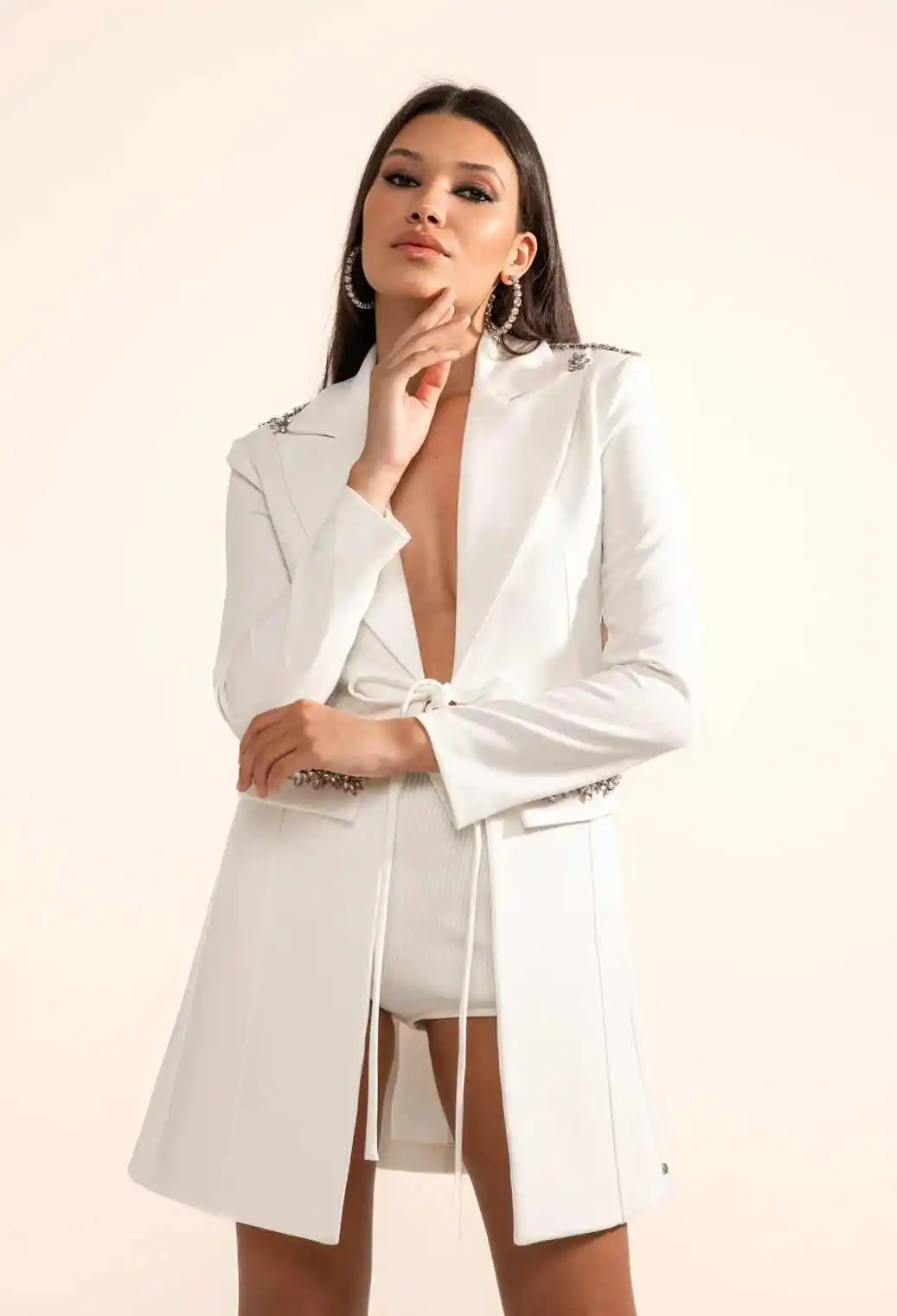 Customized 2 Piece Set Single Breasted Diamond Luxury V Neck Women Suits Simple Beads Notched Lapel Plus Size Women Blazer view 4