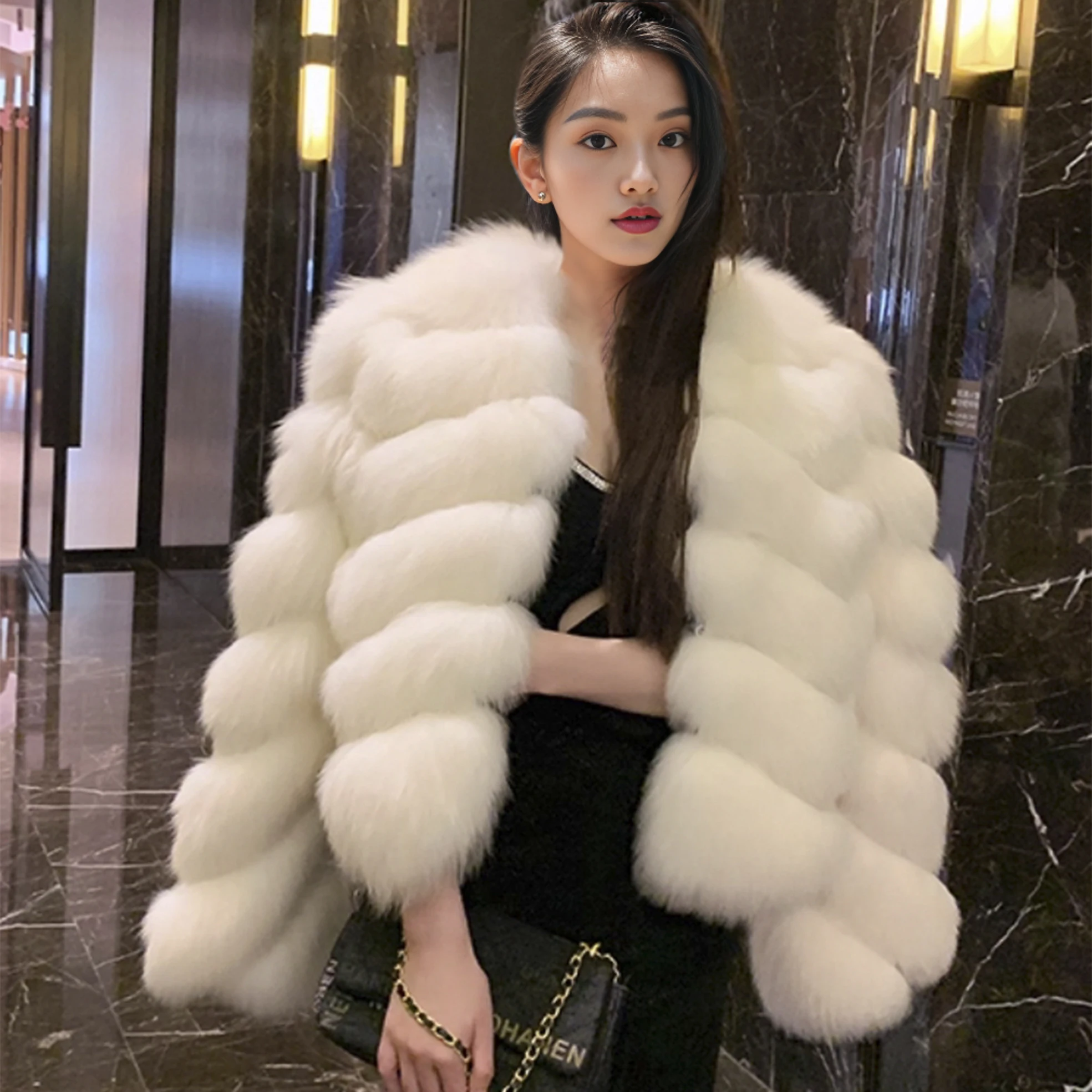 Cappotto di vera pelliccia di volpe Cappotti di pelliccia di volpe naturale invernale da donna Moda di lusso di alta qualità Giacca corta da 50 cm all'ingrosso