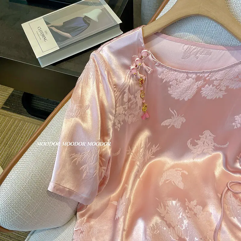 Neue chinesische Stil Shirt Top Jacquard Satin T-Shirt rosa glänzend Rundhals ausschnitt lose Bluse Sommer Mode Eleganz Damen bekleidung