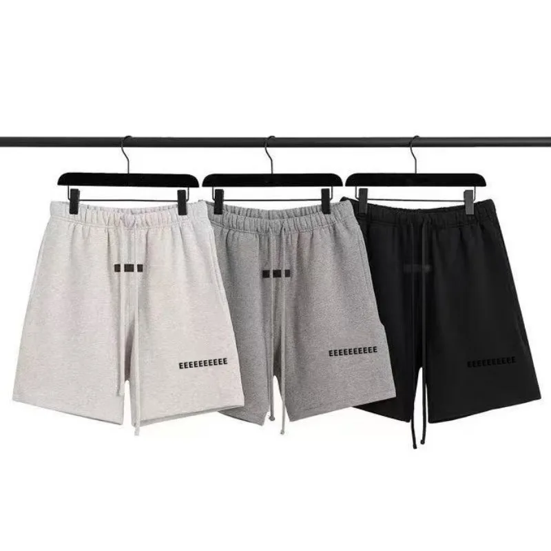 

Сезон 8. Мужские шорты с двойной линией. Роскошный дизайн. Двойные плюшевые шорты с буквами. Классический брендовый свободный комплект с капюшоном для пар.